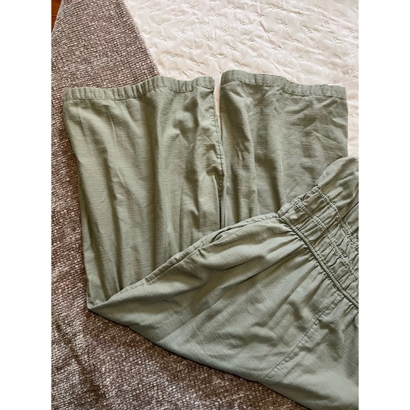 AE Wide Leg Jumpsuit - XL - EUC! - Picture 3 of 7